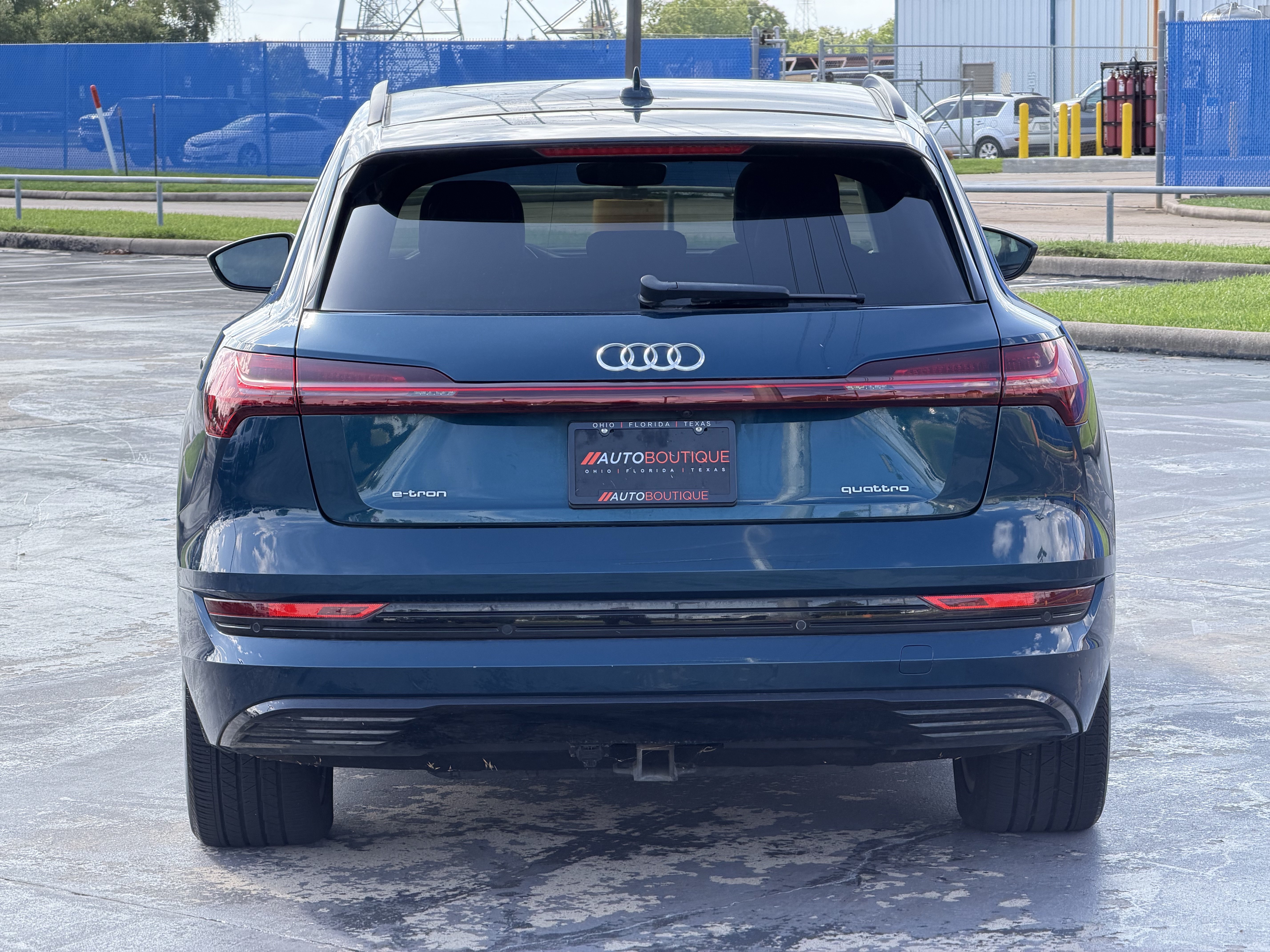 Used 2021 Audi e-tron Premium Plus w/ Premium Plus Package AWD/4WD image 8