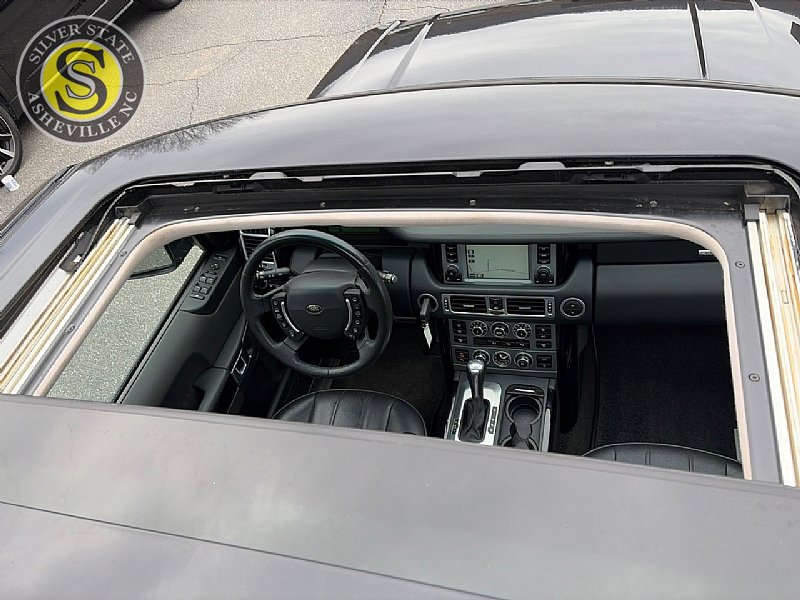 Used 2008 Land Rover Range Rover Supercharged AWD/4WD image 29