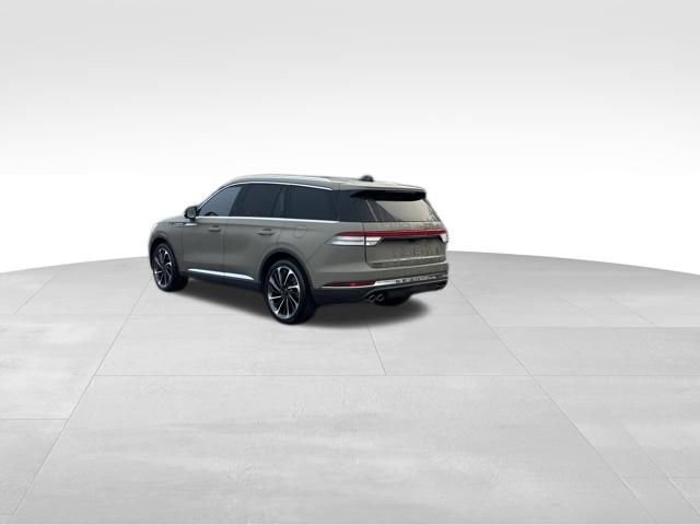 Certified 2025 Lincoln Aviator Reserve w/ Equipment Group 201A image 3