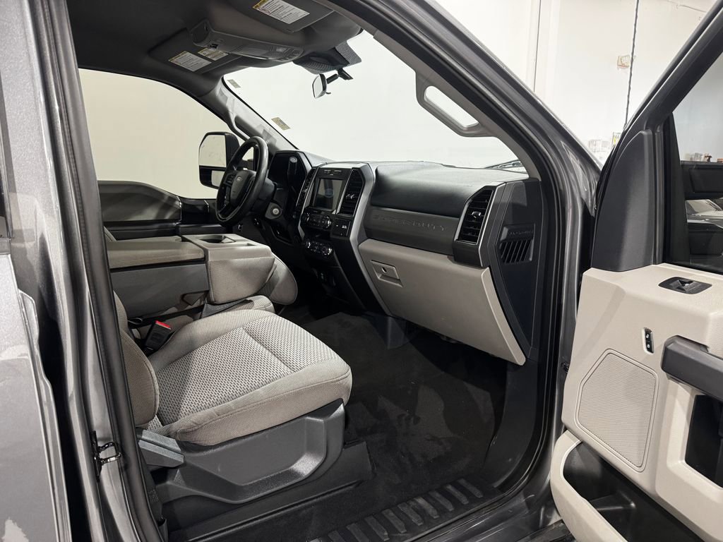 Used 2022 Ford F350 XLT w/ XLT Value Package AWD/4WD image 24