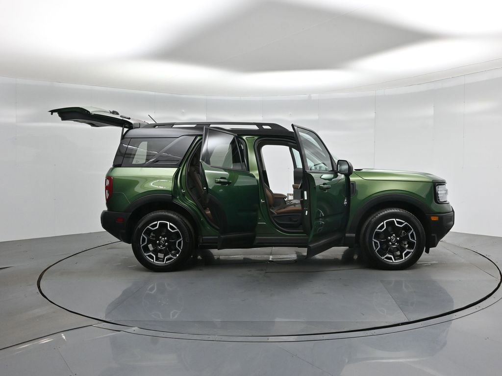 Used 2025 Ford Bronco Sport Outer Banks w/ Outer Banks Tech Package+ image 5