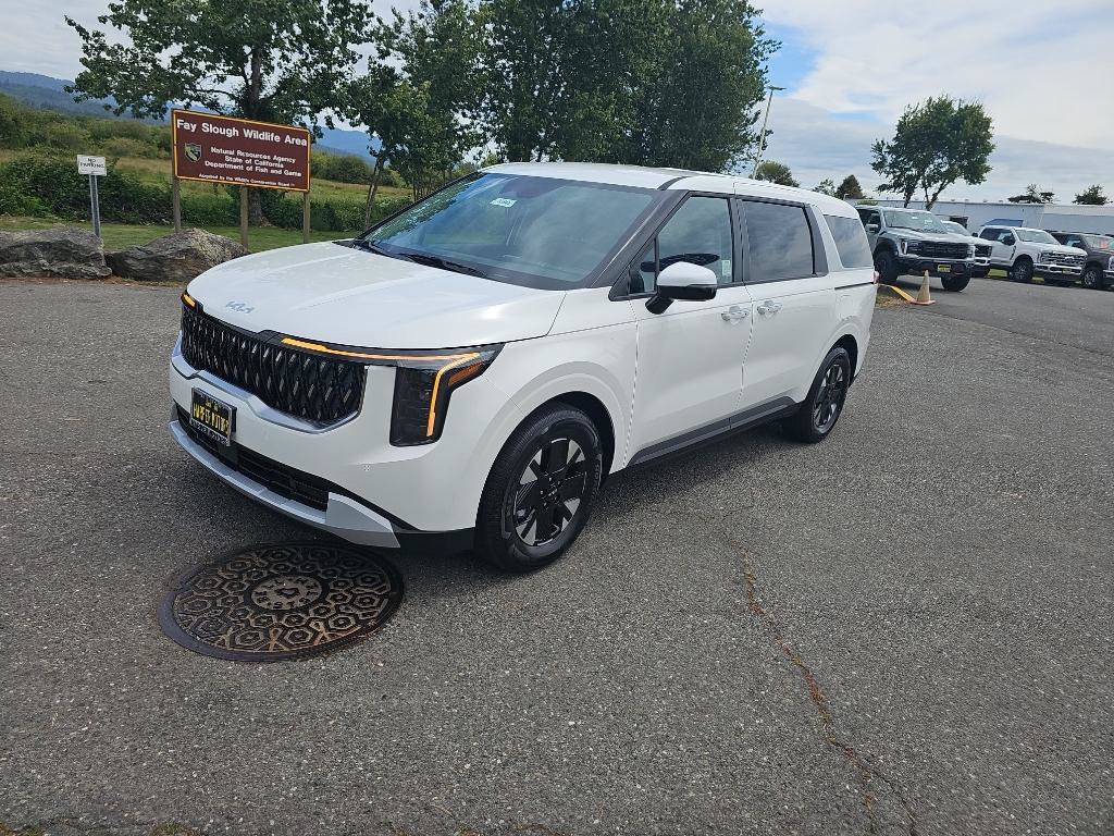 New 2026 Kia Carnival LXS