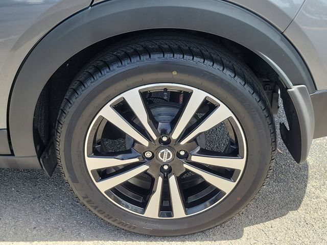 Used 2018 Nissan Kicks SV FWD image 7