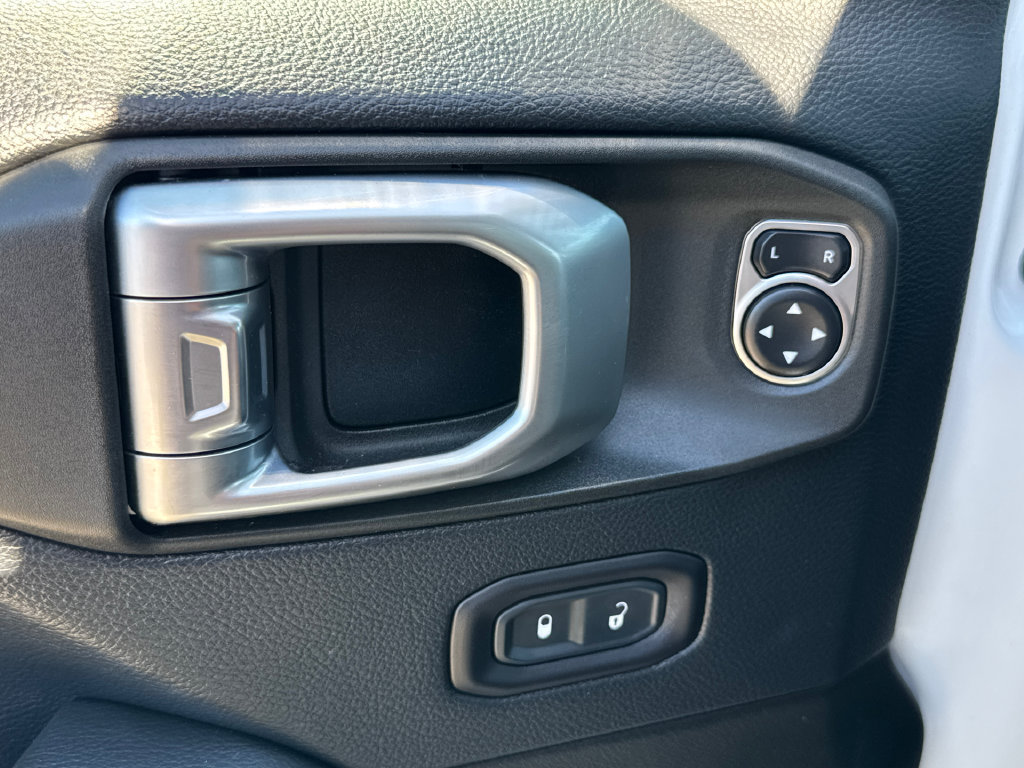 Used 2019 Jeep Wrangler Unlimited Rubicon AWD/4WD image 28