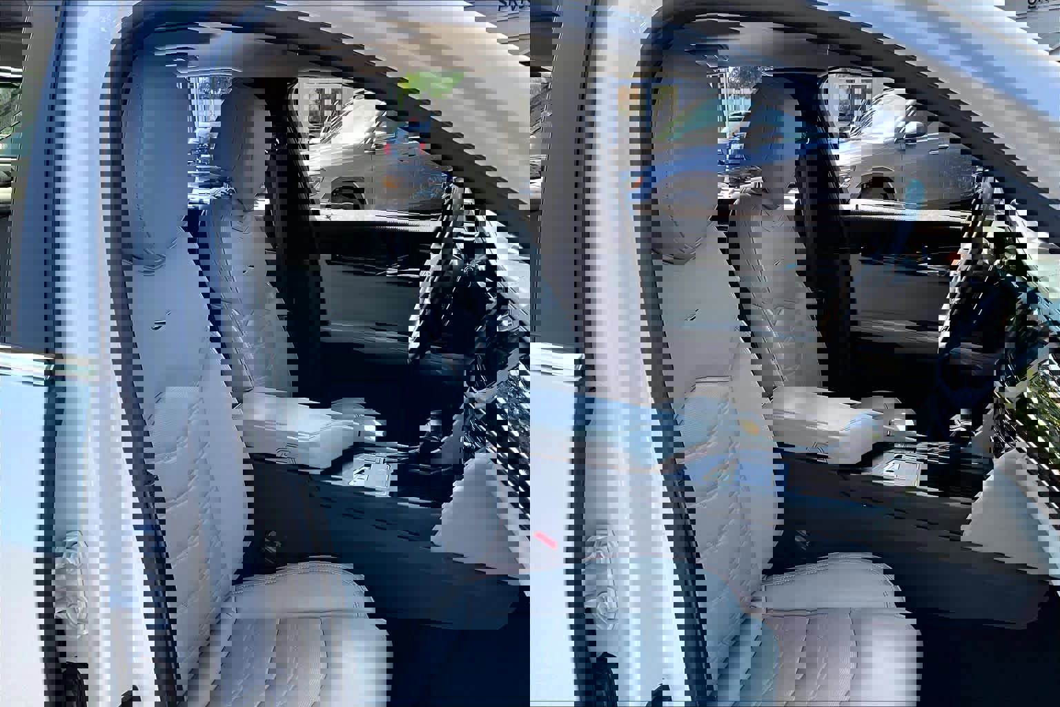 Used 2018 Cadillac CT6 Premium Luxury w/ Super Cruise Package AWD/4WD image 9