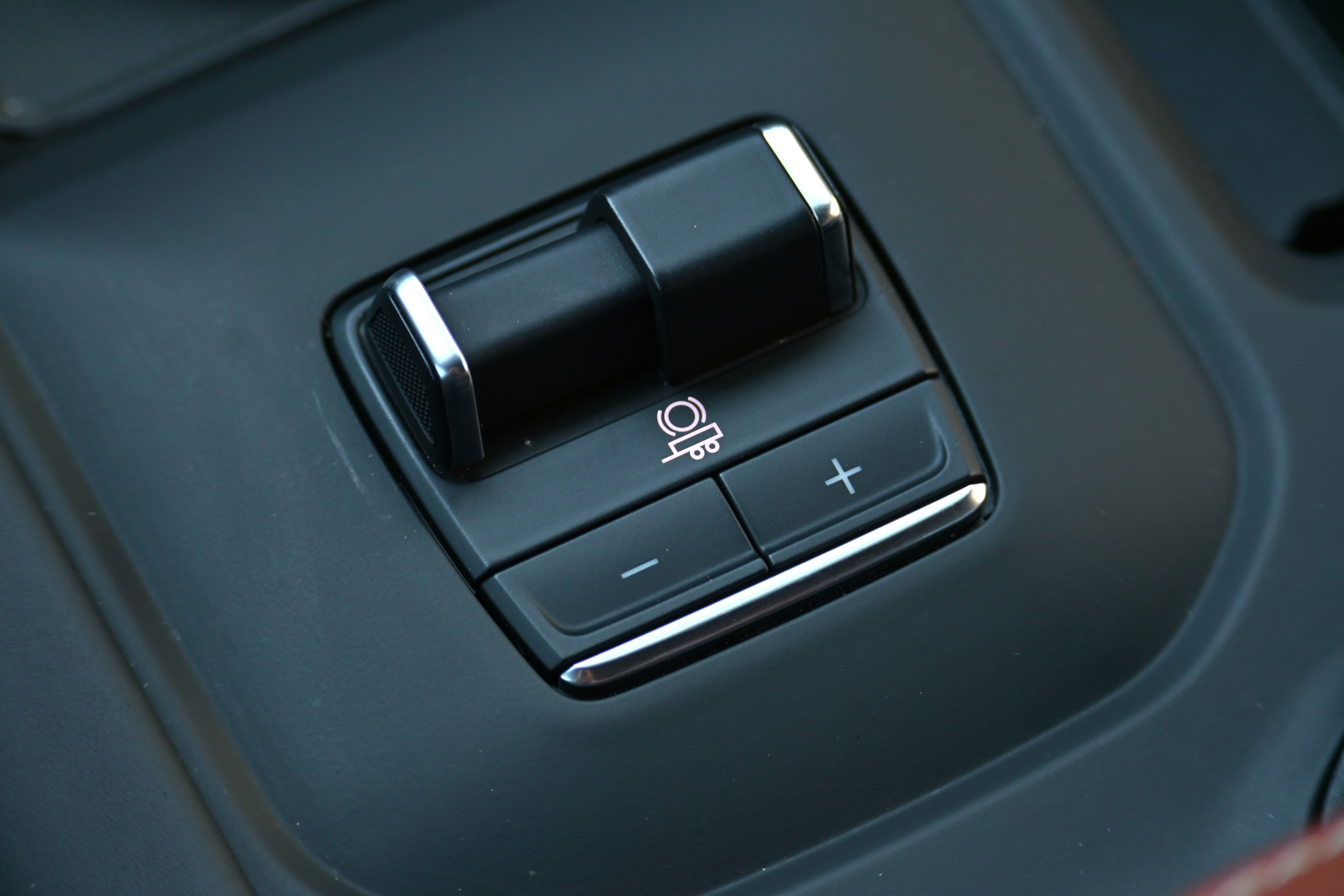 Used 2024 GMC Sierra 3500 Denali Ultimate image 31