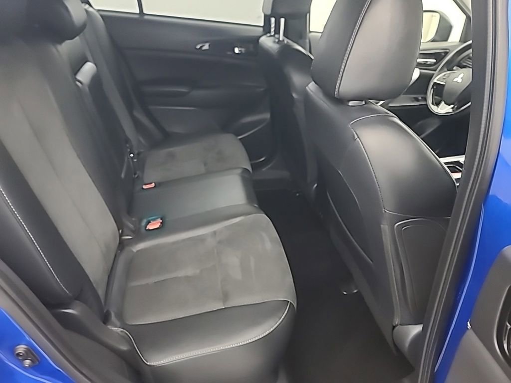 Used 2025 Mitsubishi Eclipse Cross SE AWD/4WD image 16