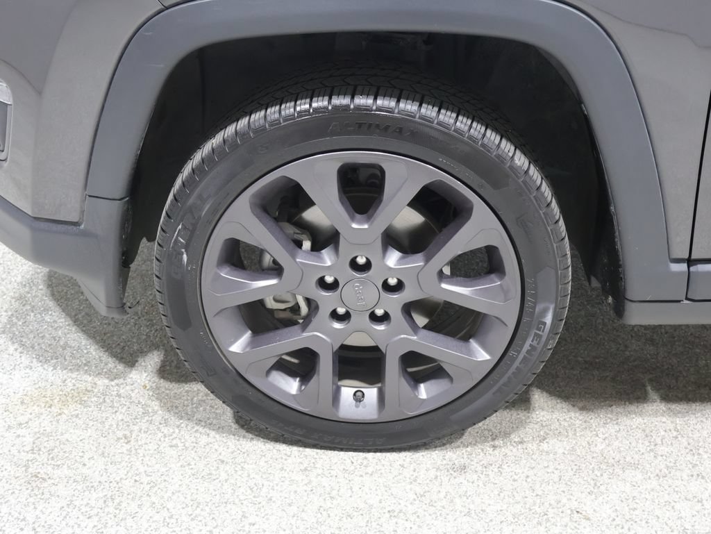 Used 2021 Jeep Compass Latitude AWD/4WD image 8