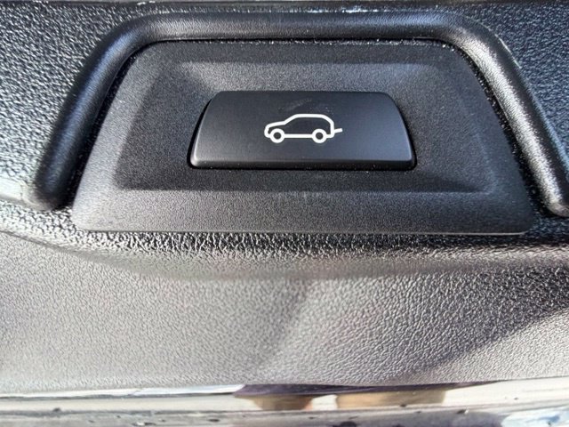 Used 2022 BMW X5 M w/ Executive Package AWD/4WD image 32