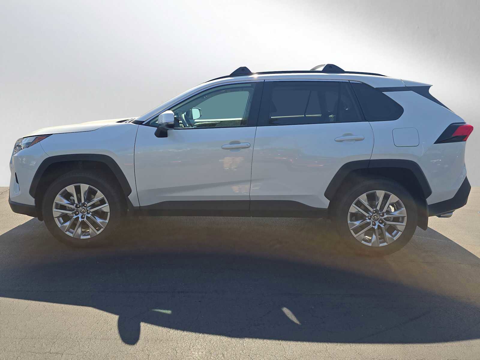 Certified 2025 Toyota RAV4 XLE Premium image 4