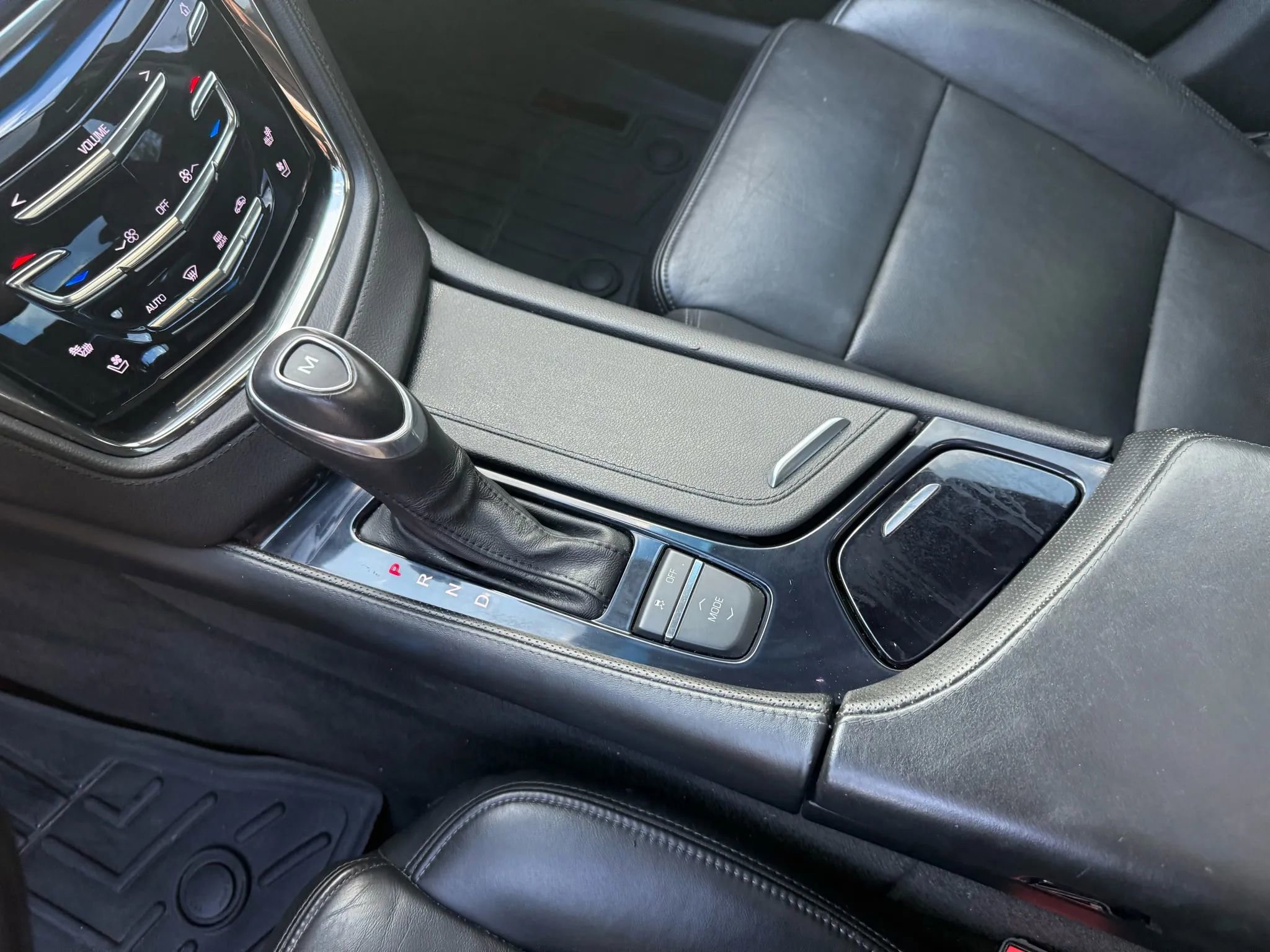 Used 2014 Cadillac CTS Luxury image 16