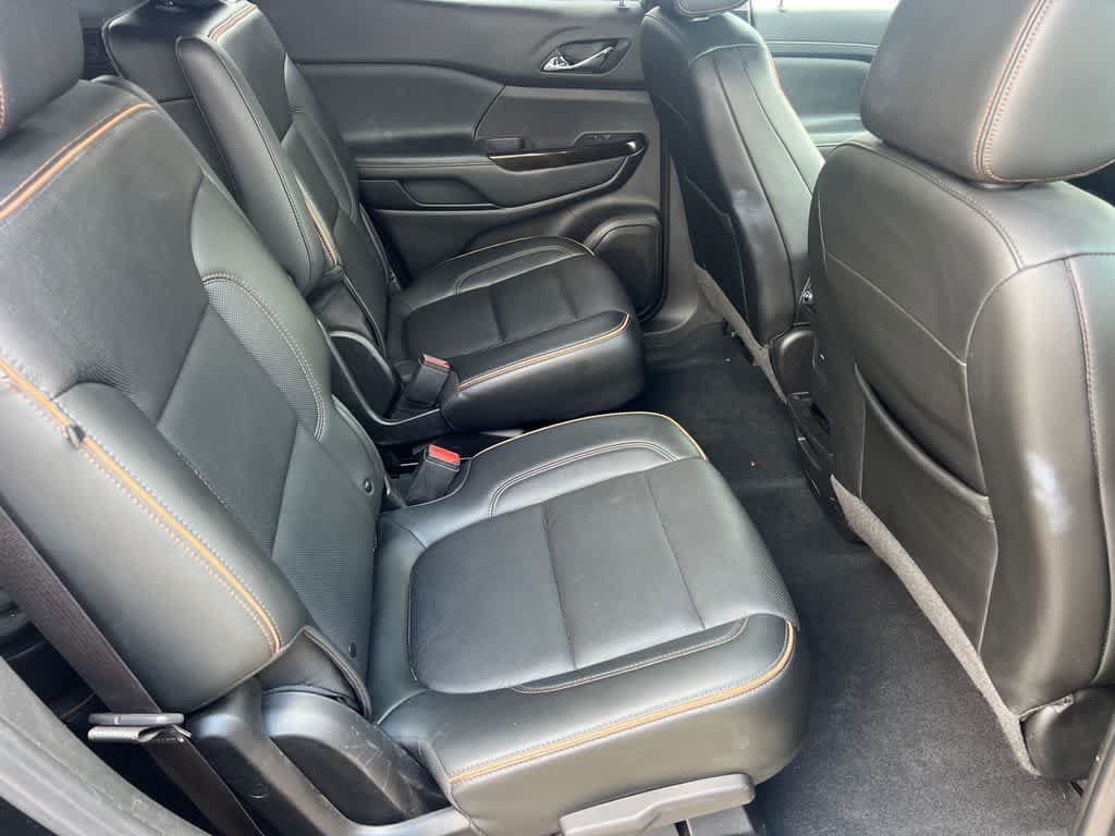 Used 2022 GMC Acadia AT4 w/ Technology Package AWD/4WD image 16