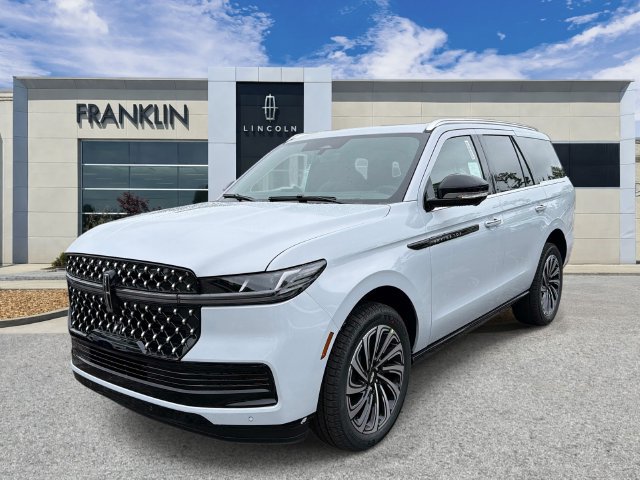 New 2026 Lincoln Navigator Black Label AWD/4WD image 3