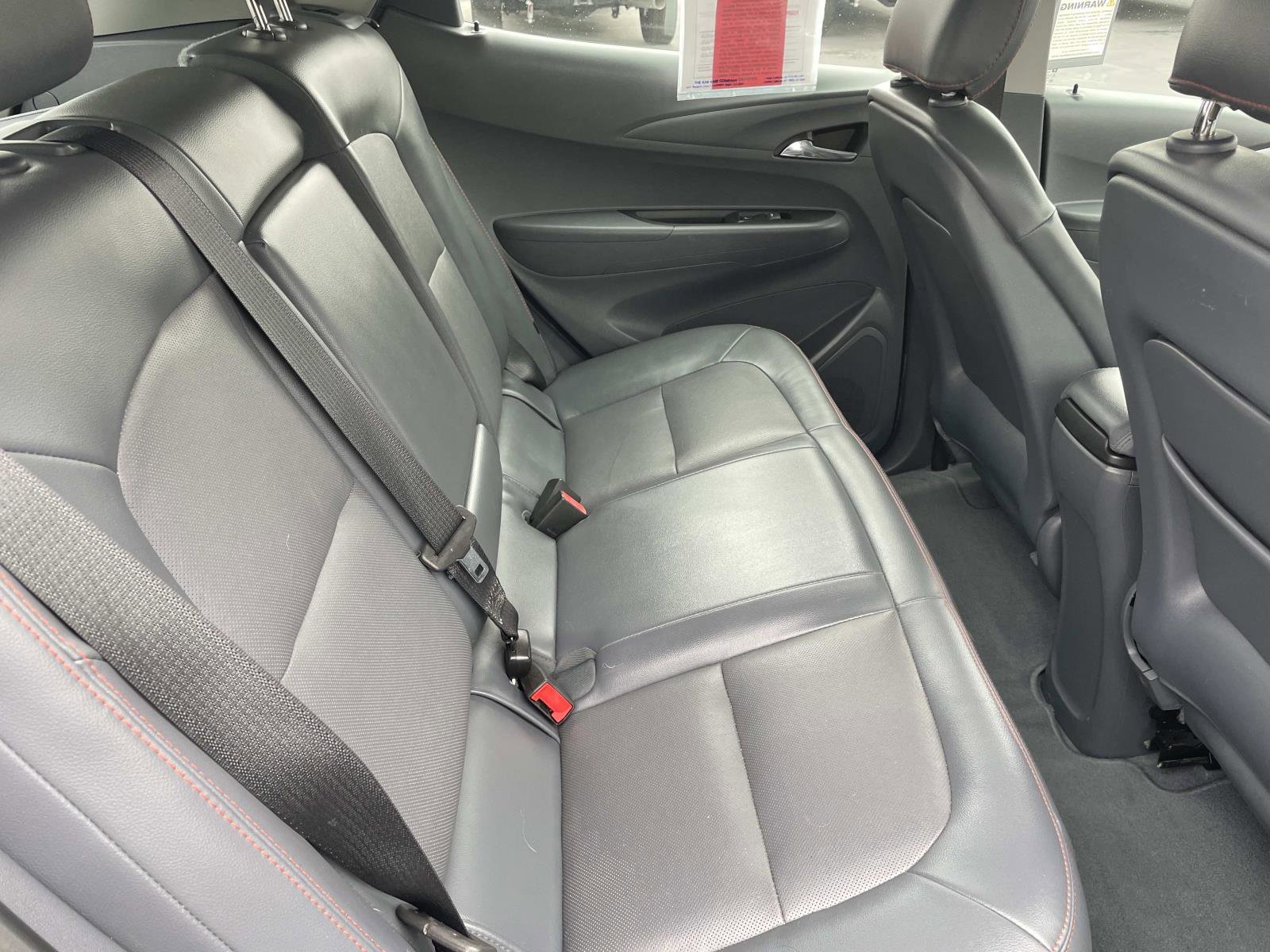 Used 2018 Chevrolet Bolt Premier FWD image 26