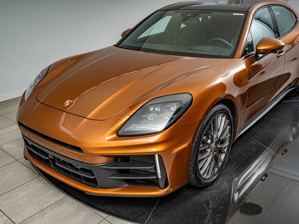 Certified 2024 Porsche Panamera 4 AWD/4WD image 18