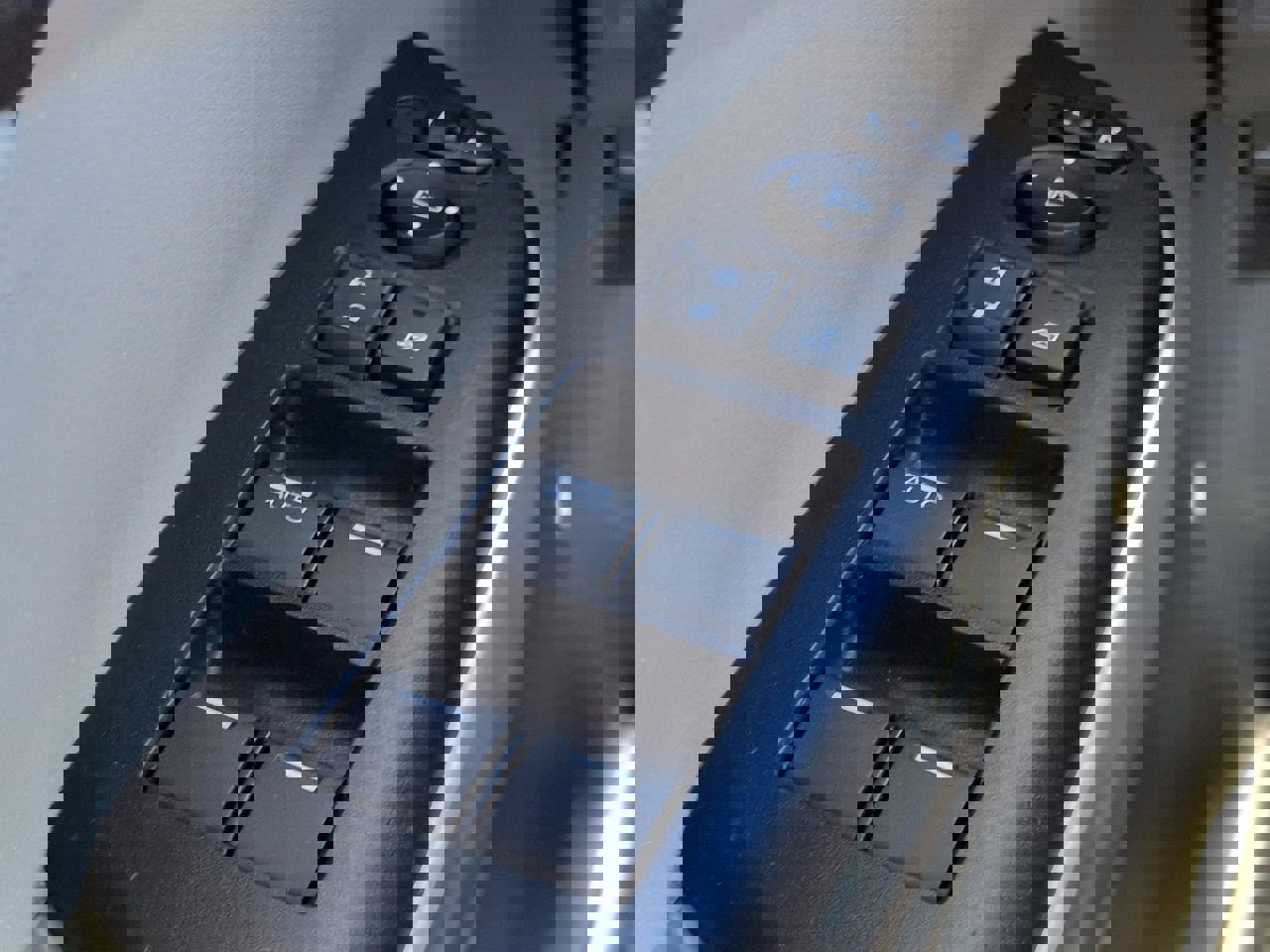 Used 2012 Honda Civic EX-L image 24