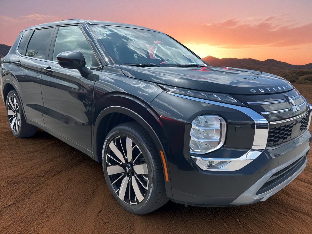 New 2025 Mitsubishi Outlander SE image 1