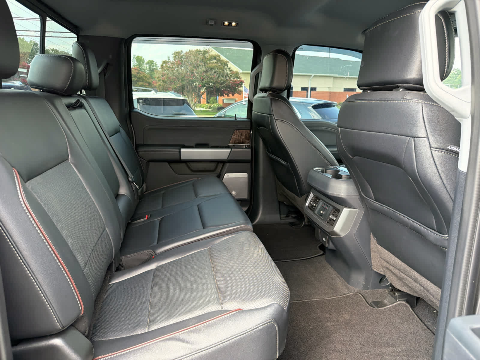 Used 2023 Ford F250 Lariat AWD/4WD image 10