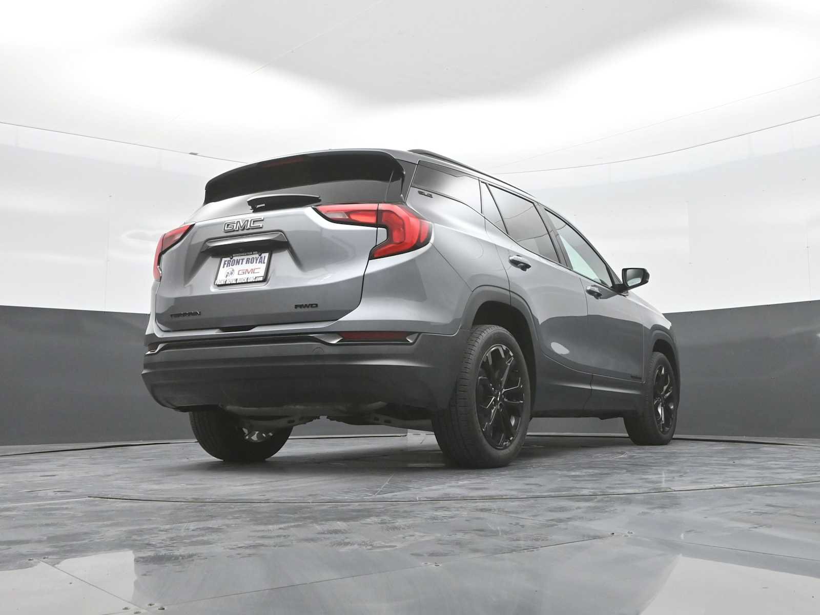 Used 2021 GMC Terrain SLE w/ Driver Convenience Package AWD/4WD image 39