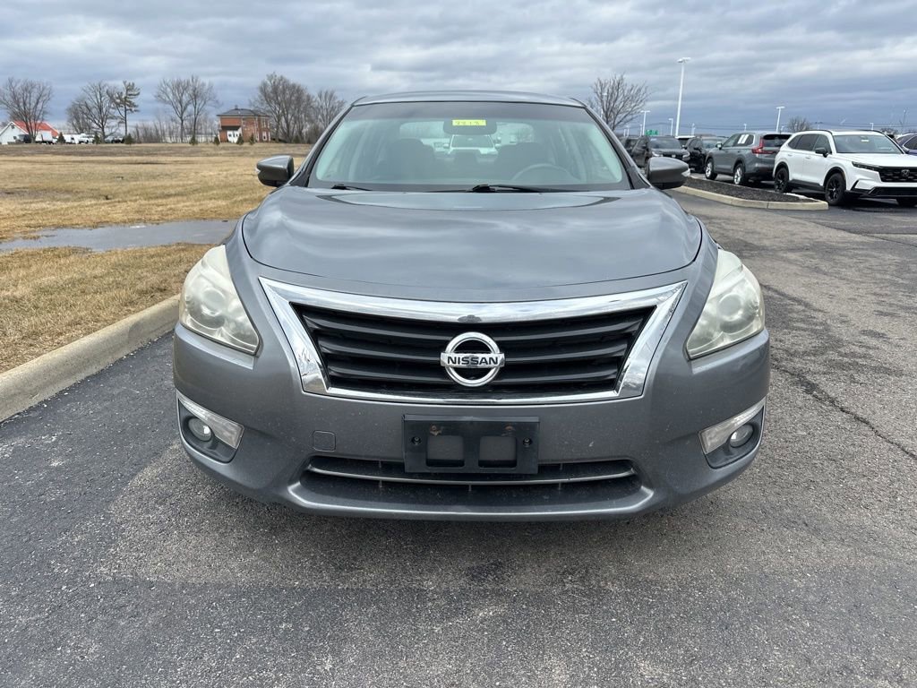Used 2015 Nissan Altima 2.5 SV w/ Convenience Package image 2
