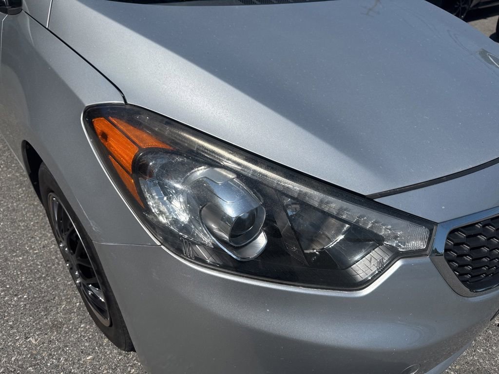Used 2016 Kia Forte EX FWD image 7