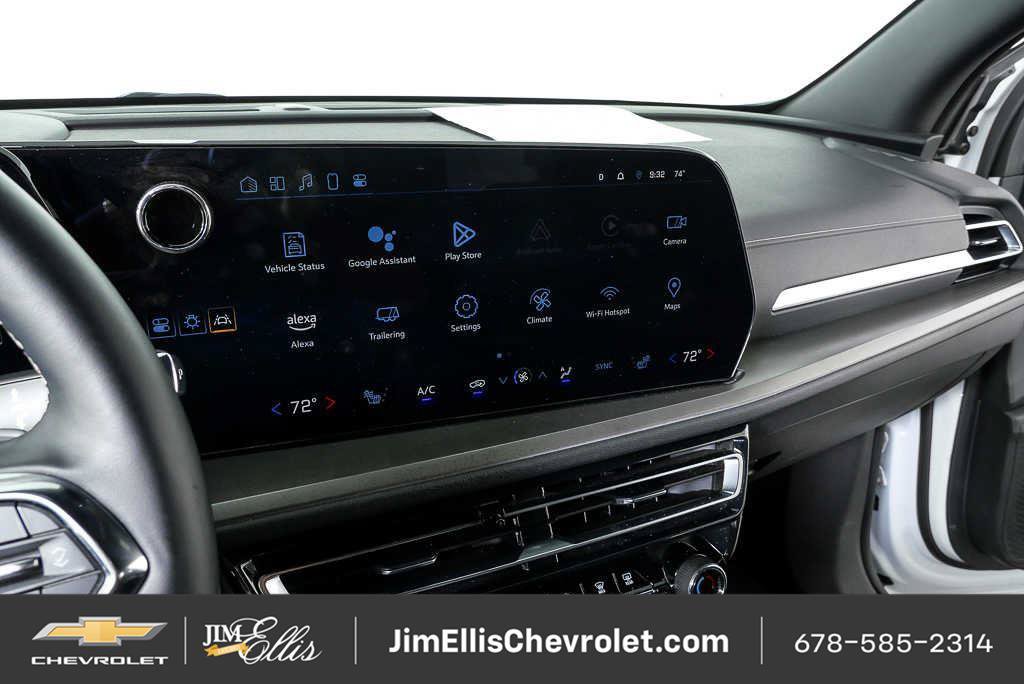 Certified 2025 Chevrolet Traverse LT FWD image 12