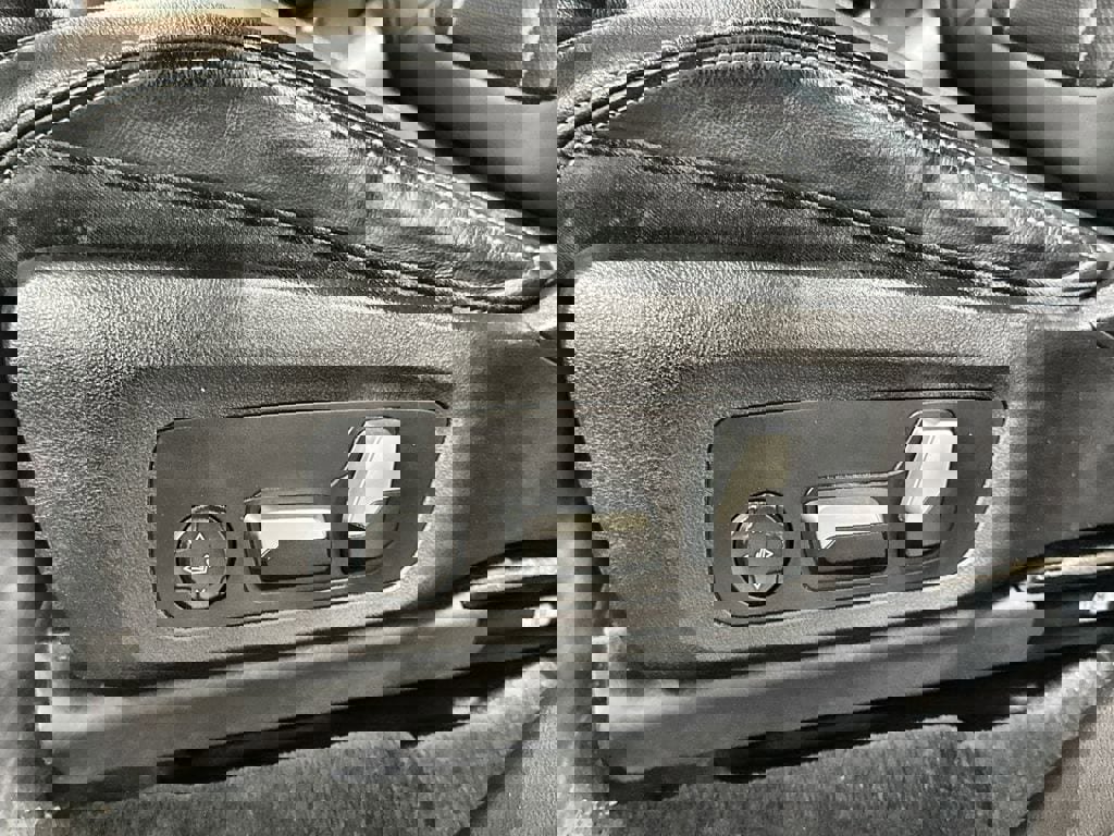 Used 2023 BMW X3 sDrive30i RWD image 13