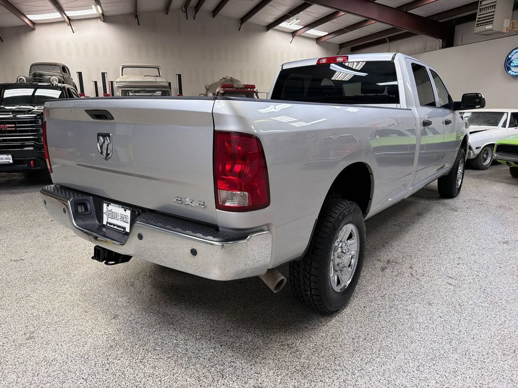Used 2018 RAM 2500 Tradesman w/ Chrome Appearance Group AWD/4WD image 7