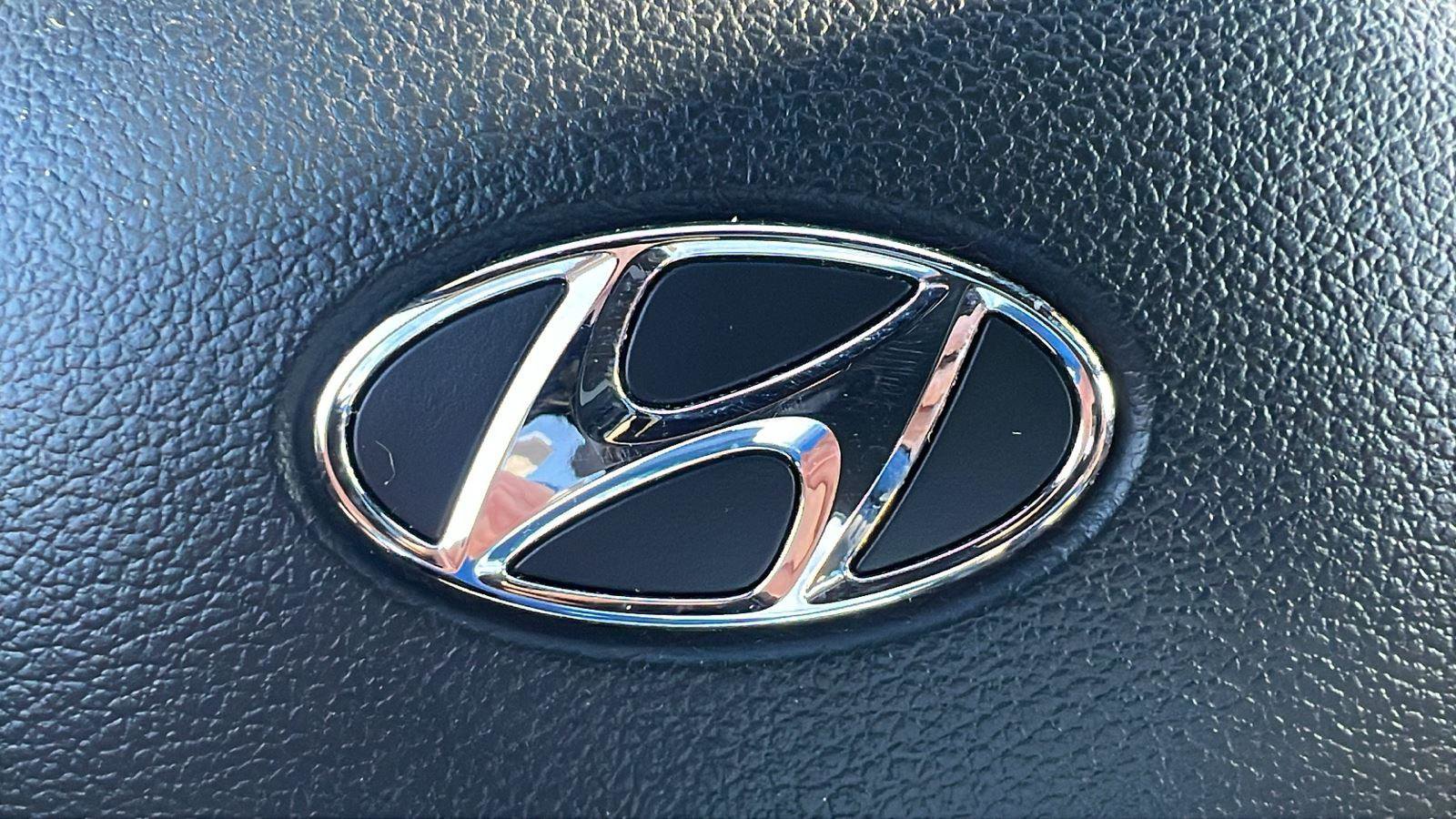 Used 2023 Hyundai Santa Fe Calligraphy image 34