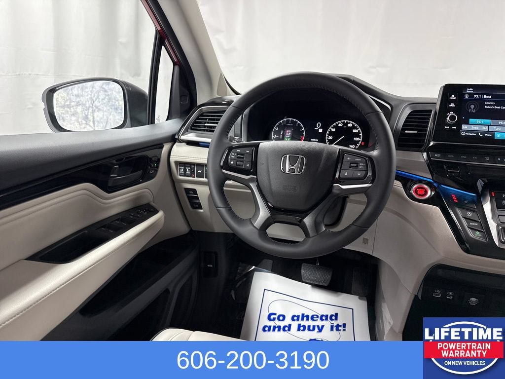 New 2026 Honda Odyssey Touring image 28
