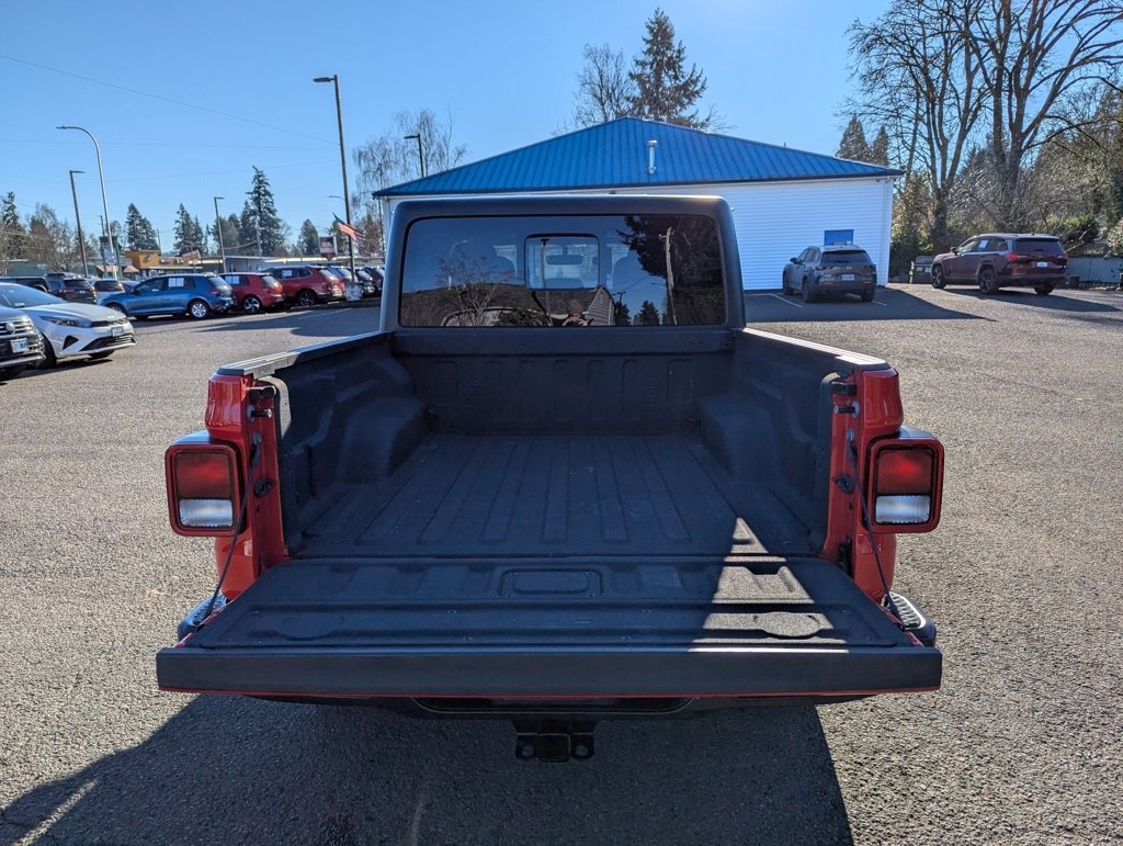 Used 2022 Jeep Gladiator Willys image 31
