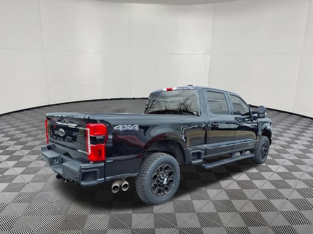 Used 2025 Ford F250 Lariat w/ Black Appearance Package AWD/4WD image 4