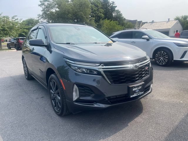 Used 2023 Chevrolet Equinox RS w/ RS Leather Package AWD/4WD image 12