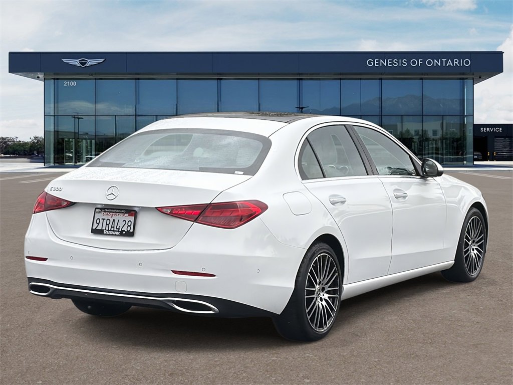 Used 2023 Mercedes-Benz C 300 Sedan image 4