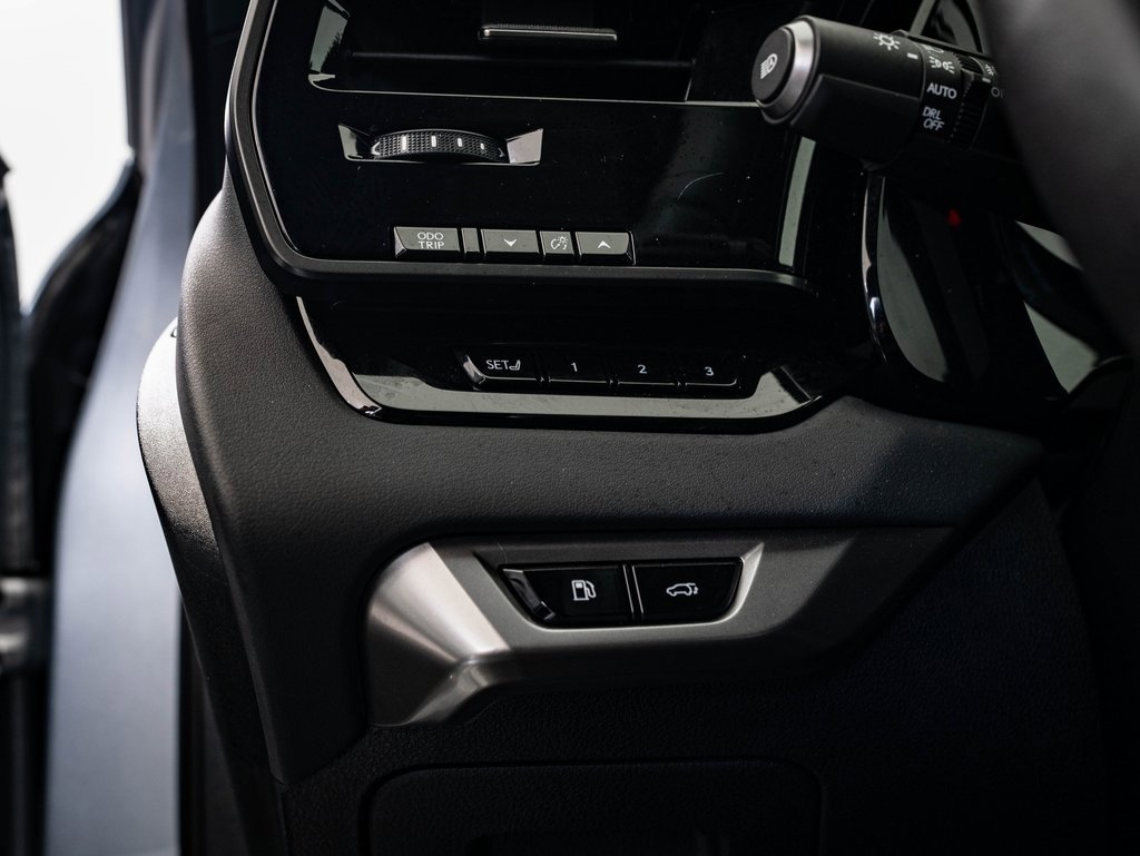 Certified 2024 Lexus RX 350 w/ Convenience Package image 44