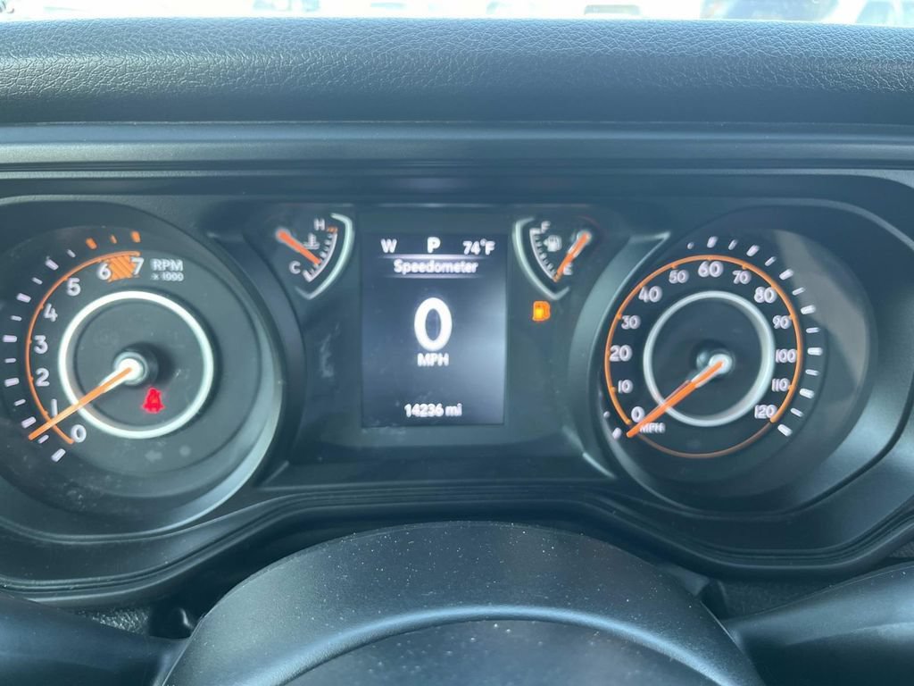 Used 2024 Jeep Wrangler Sport AWD/4WD image 25