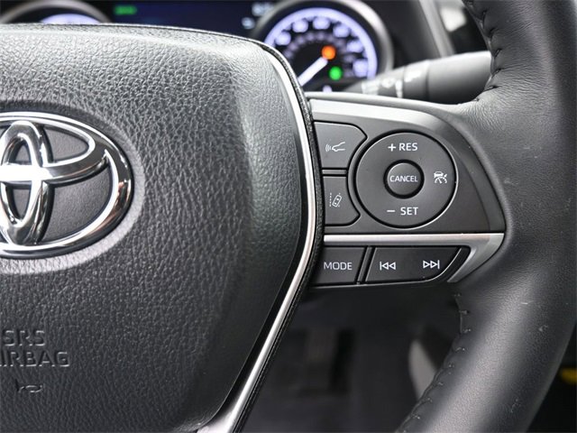Used 2024 Toyota Camry XLE image 2