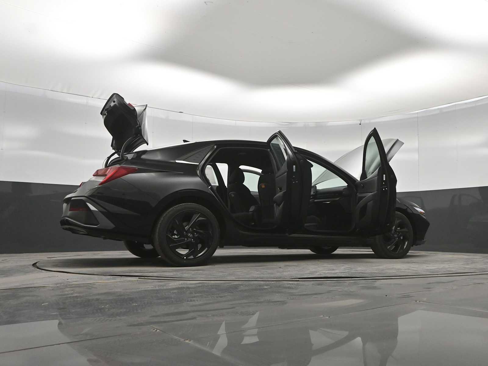 New 2026 Hyundai Elantra SEL Sport FWD image 43