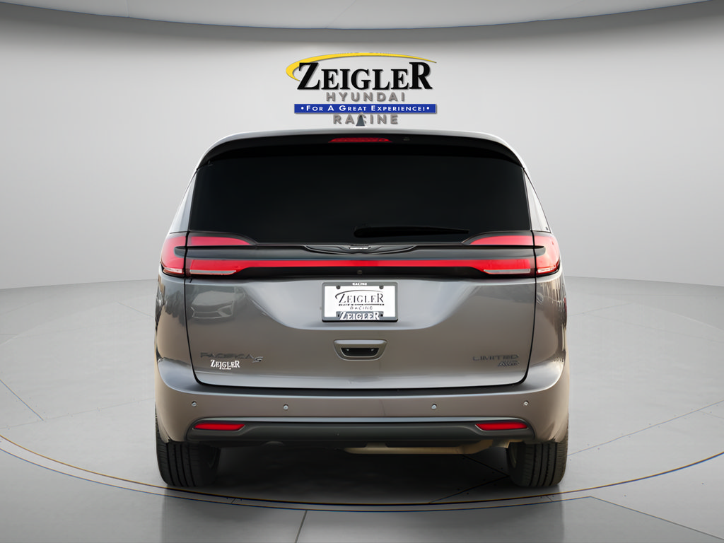 Used 2023 Chrysler Pacifica Limited w/ S Appearance Package AWD/4WD image 6