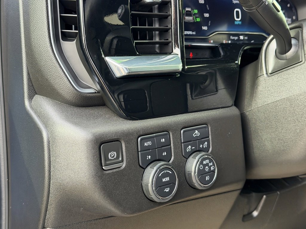 Used 2024 Chevrolet Silverado 1500 RST image 21