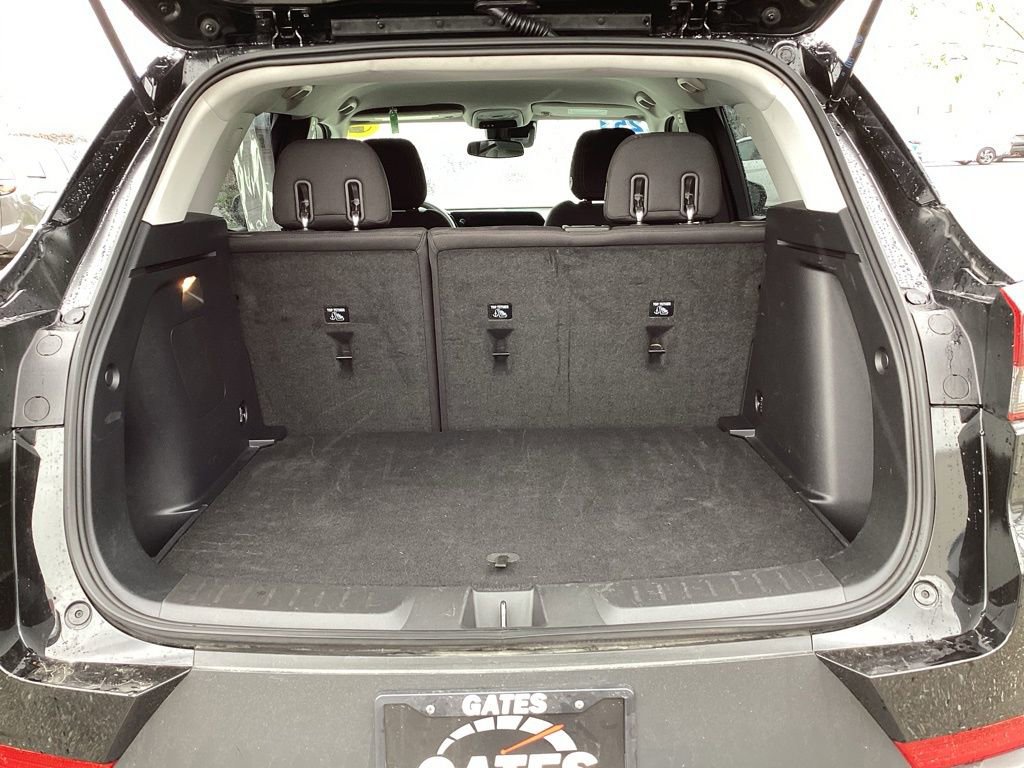 Used 2025 Chevrolet TrailBlazer LT FWD image 12