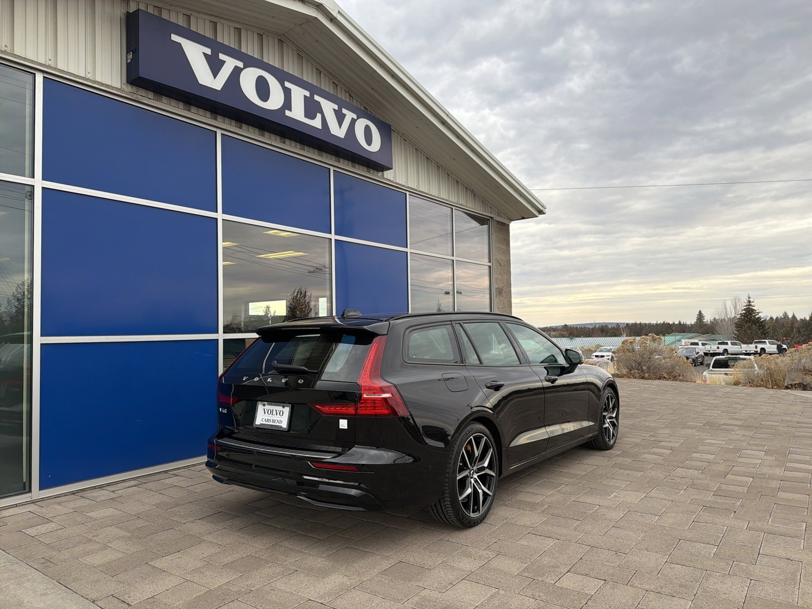 Used 2024 Volvo V60 T8 Polestar w/ Protection Package image 3