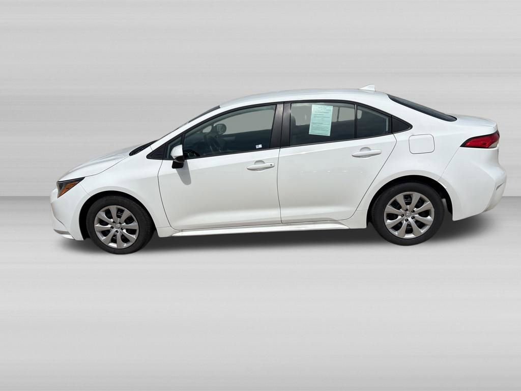 Used 2026 Toyota Corolla LE FWD image 8