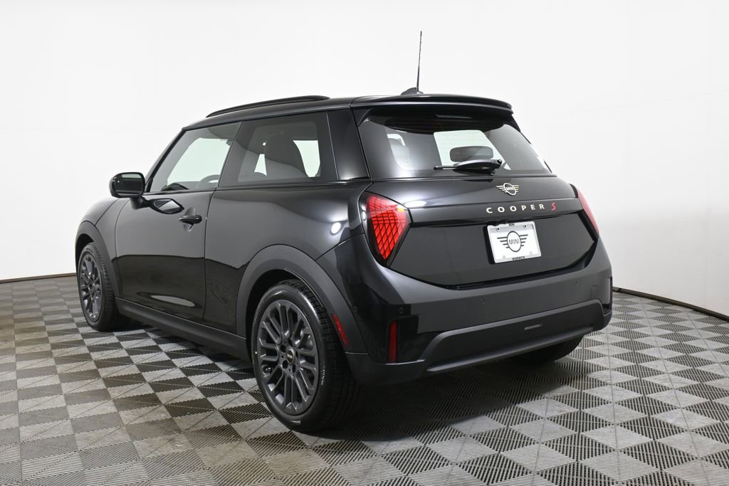 New 2026 MINI Cooper S image 5