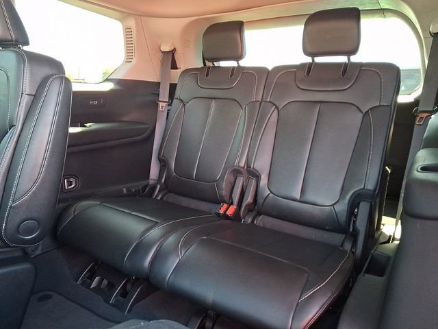 Used 2023 Jeep Grand Cherokee L Limited AWD/4WD image 20