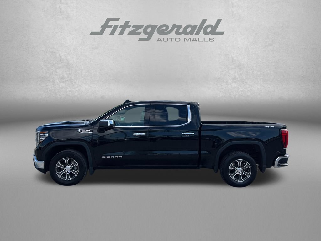 Used 2025 GMC Sierra 1500 SLT AWD/4WD image 3
