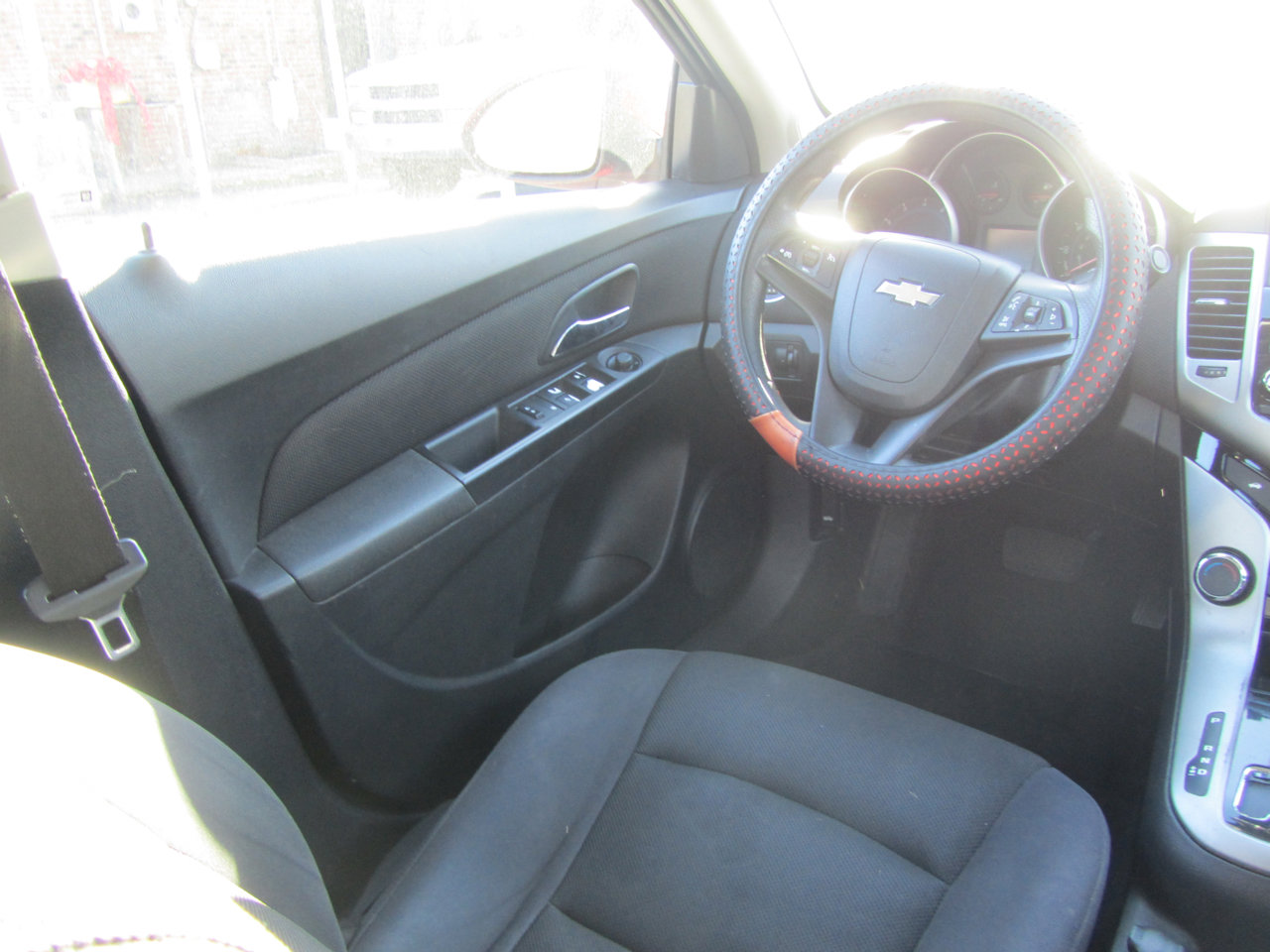 Used 2015 Chevrolet Cruze LT image 11