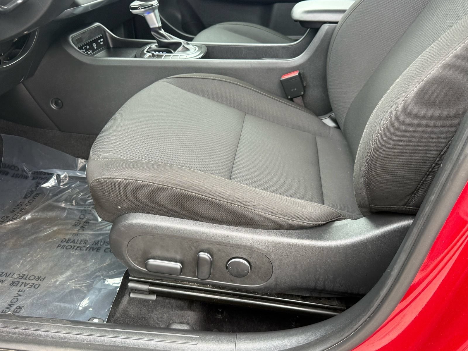Used 2025 Hyundai Kona SEL FWD image 14