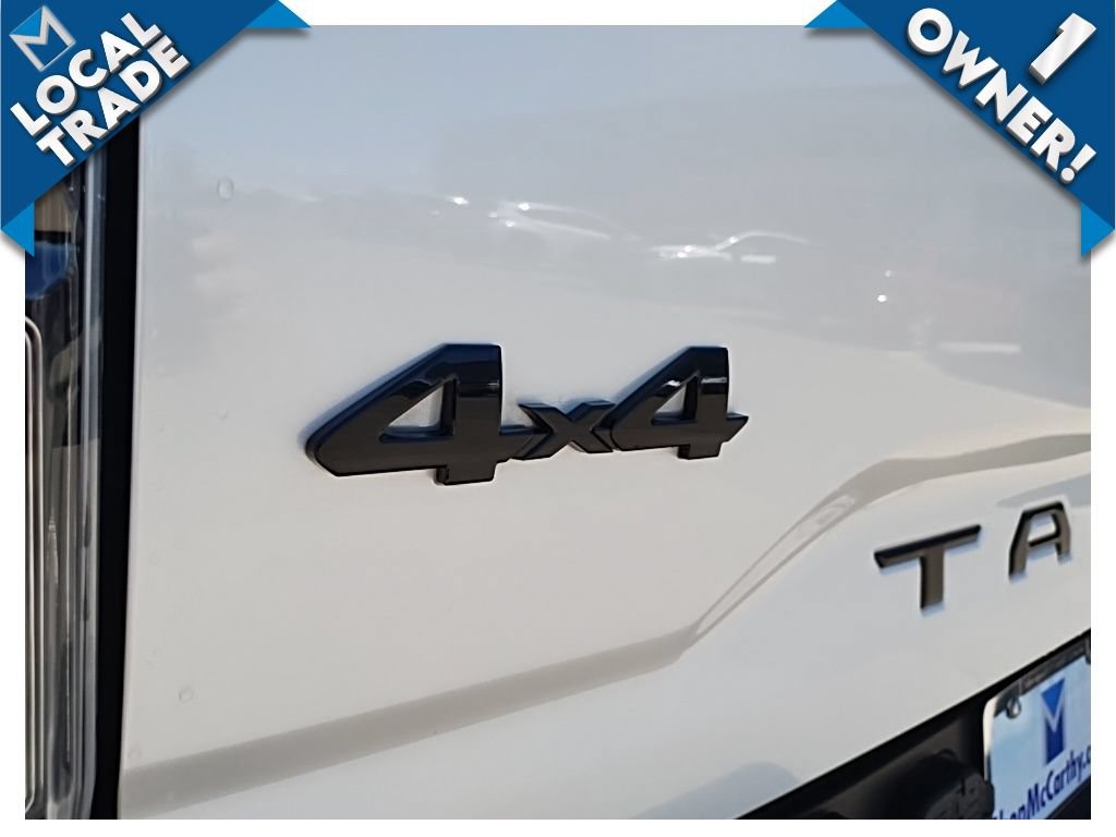 Used 2022 Toyota Tacoma Limited w/ Nightshade Package AWD/4WD image 13