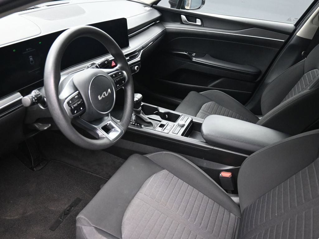 Used 2025 Kia K5 LXS image 19